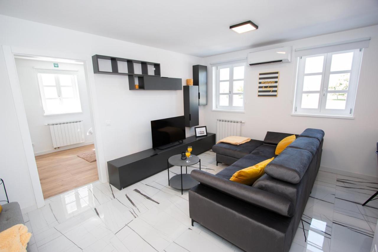 Apartmani Kac Karlovac Esterno foto