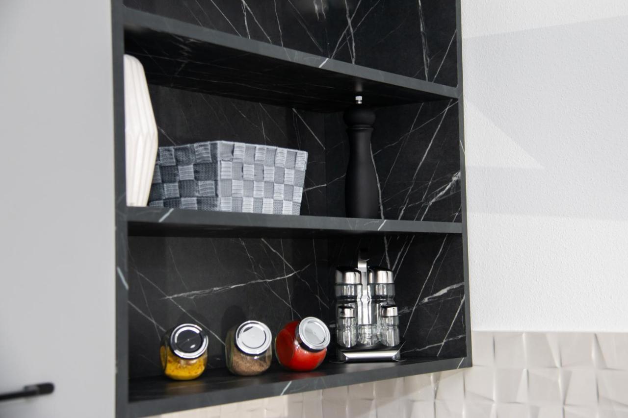 Apartmani Kac Karlovac Esterno foto