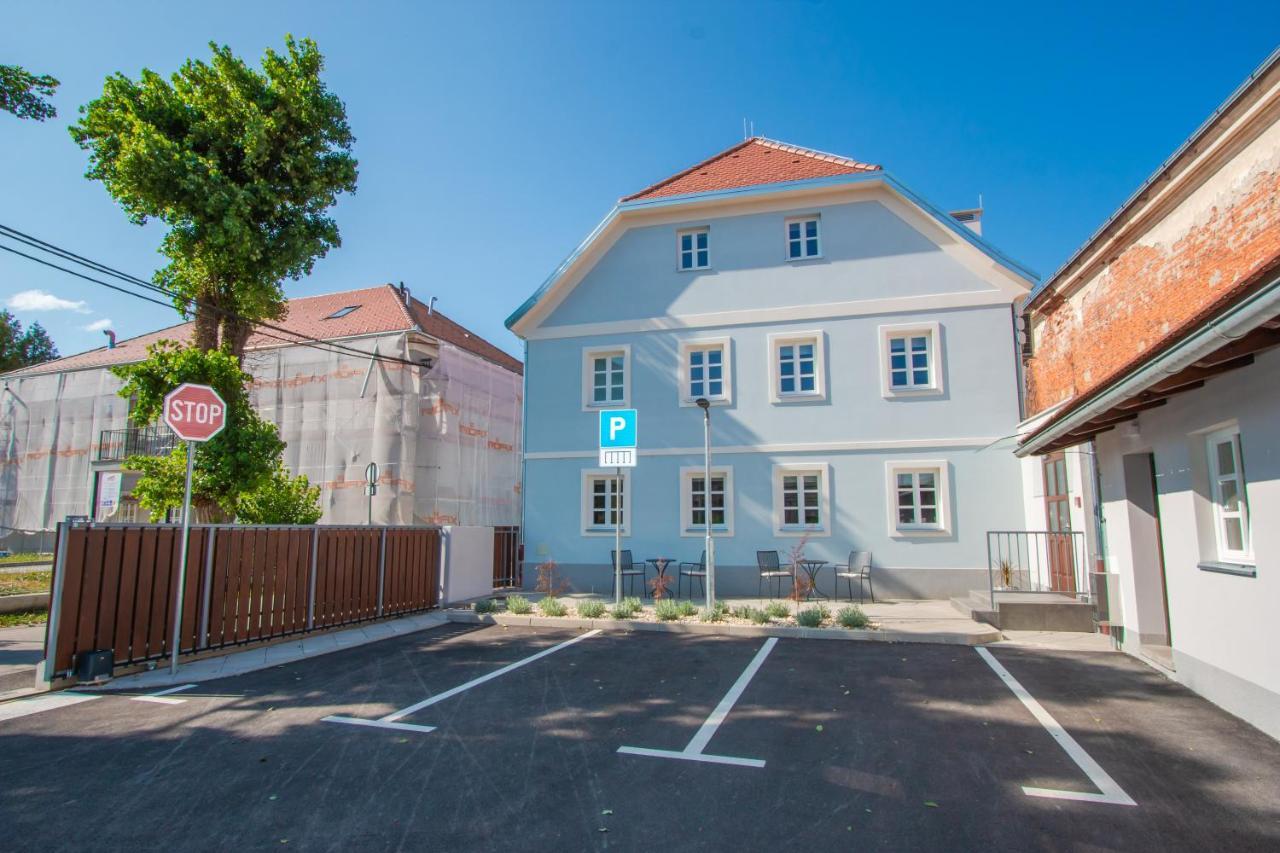 Apartmani Kac Karlovac Esterno foto