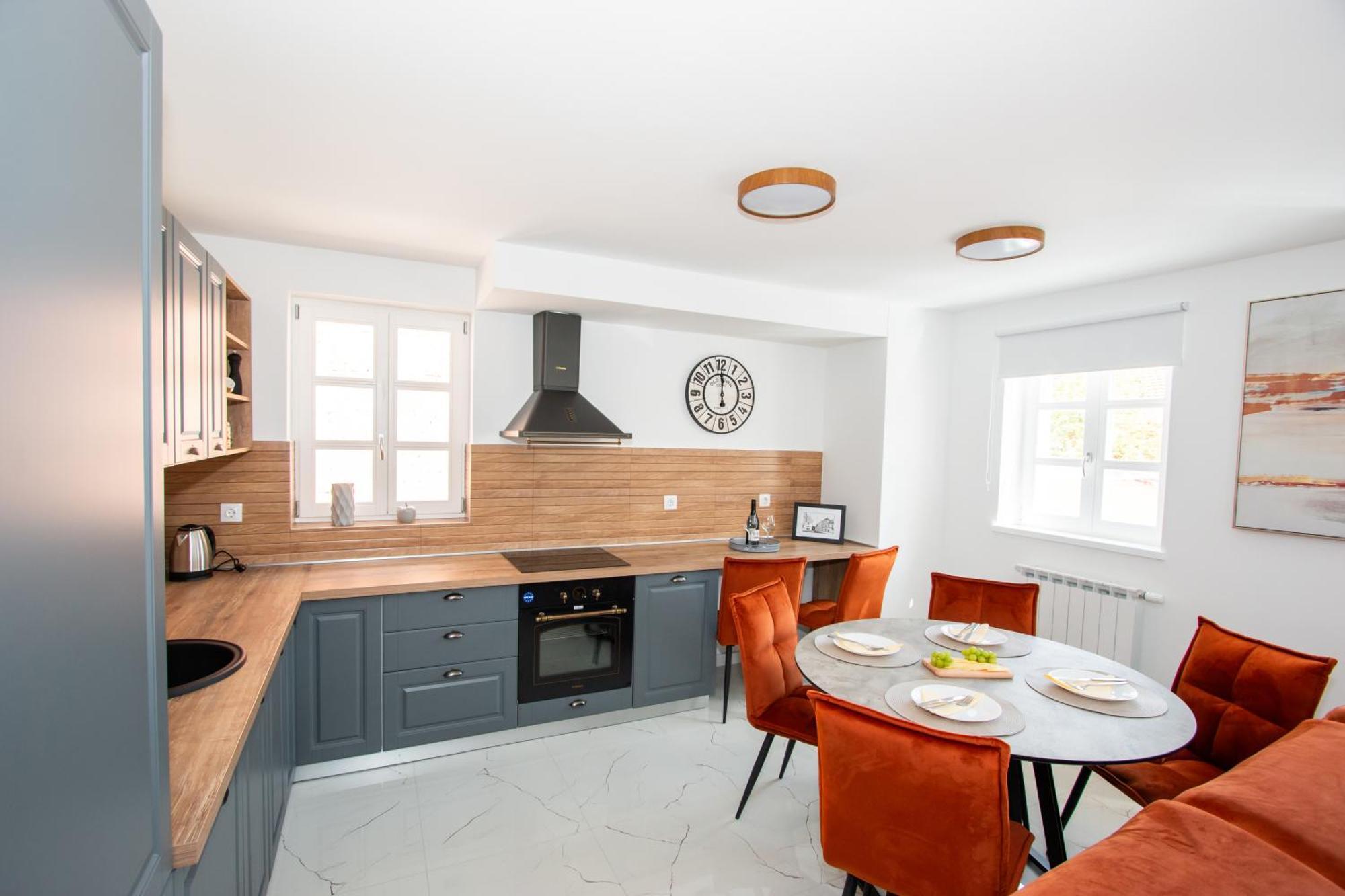 Apartmani Kac Karlovac Esterno foto