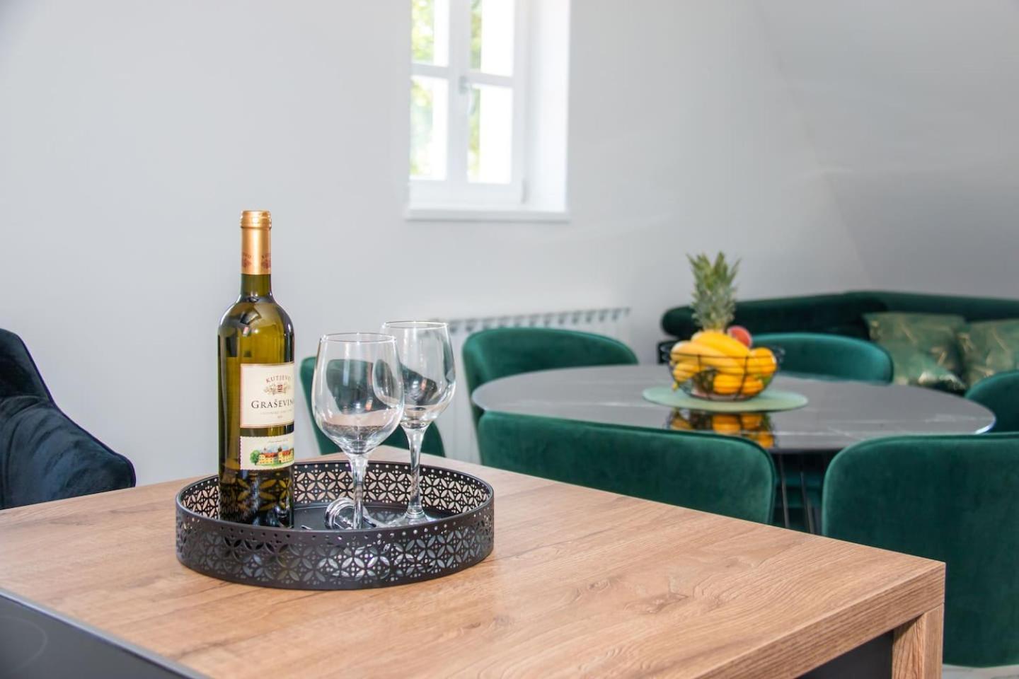 Apartmani Kac Karlovac Esterno foto